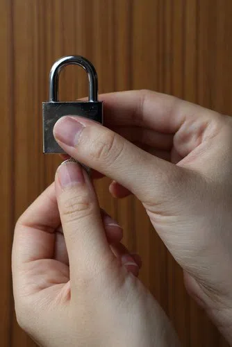 Trumbull CT Locksmith Store Trumbull, CT 203-443-1079 - residential-lockouts